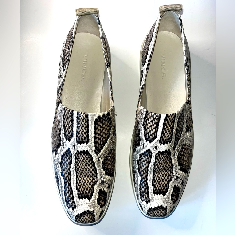 Vince Snake Print Leather Sneaker, size 8M